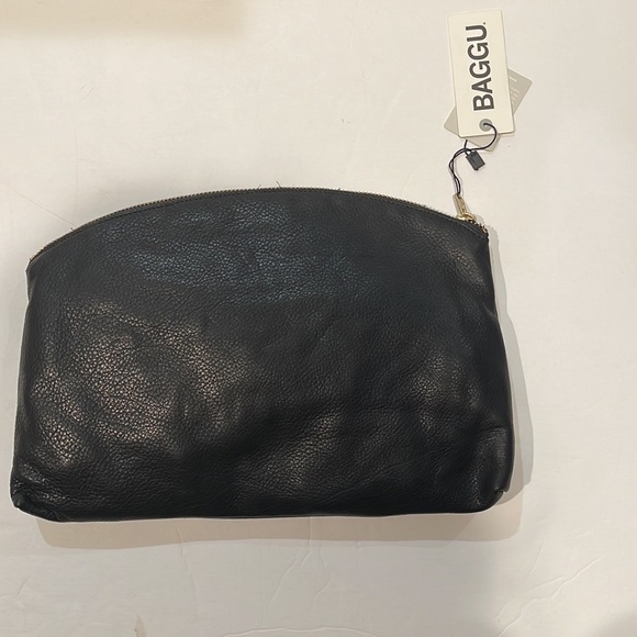 BAGGU Large Black Clutch - Picture 4 of 4